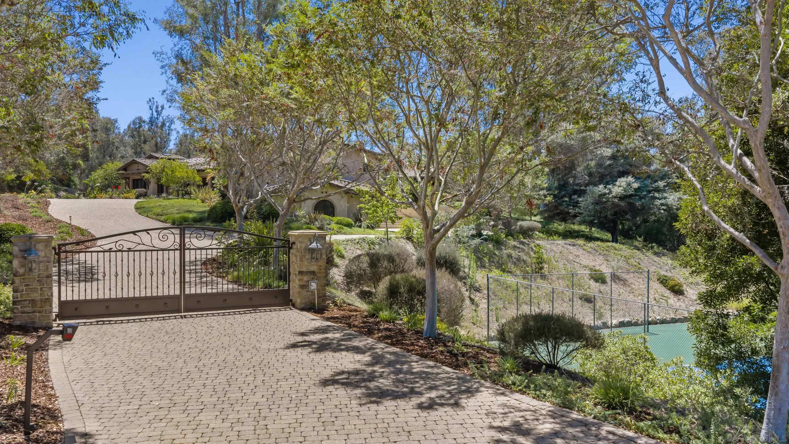5465 El Cielito Rancho Santa Fe, CA 92067 - Photo 2 of 62