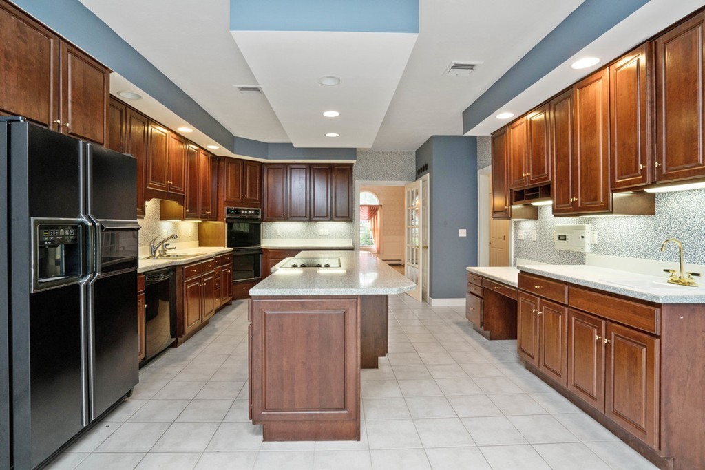 61 Fox Den Road Kingston, MA 02364 - Photo 4 of 28 Gallery Image 4