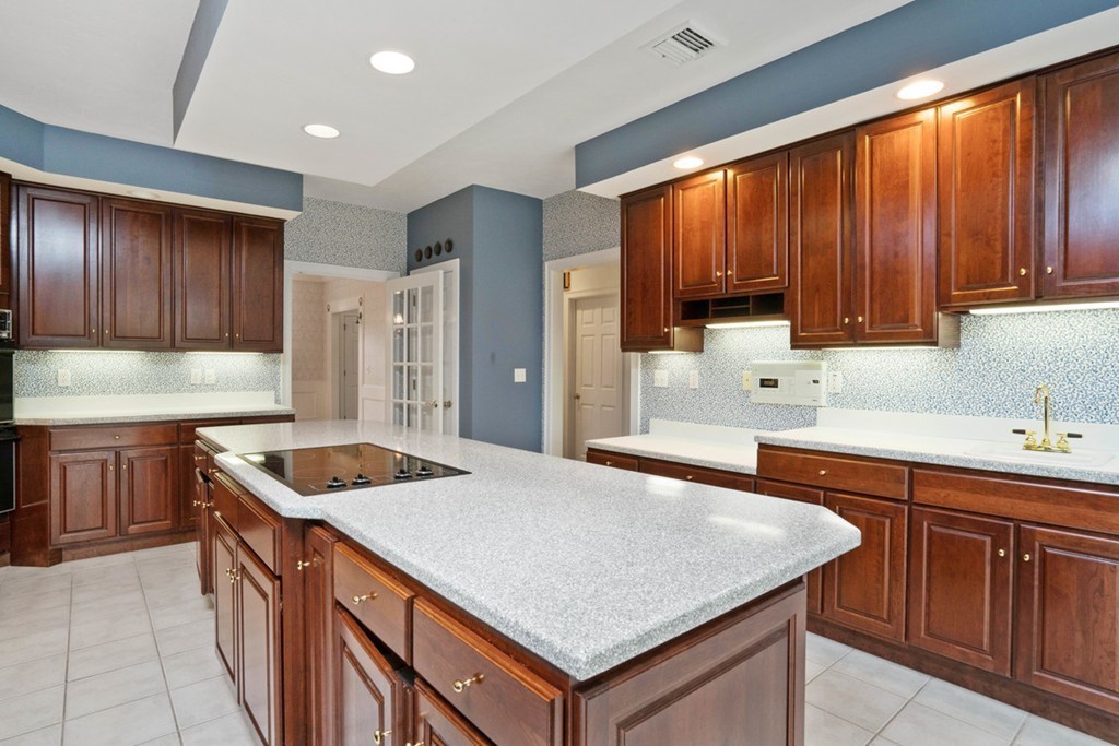 61 Fox Den Road Kingston, MA 02364 - Photo 5 of 28 Gallery Image 5