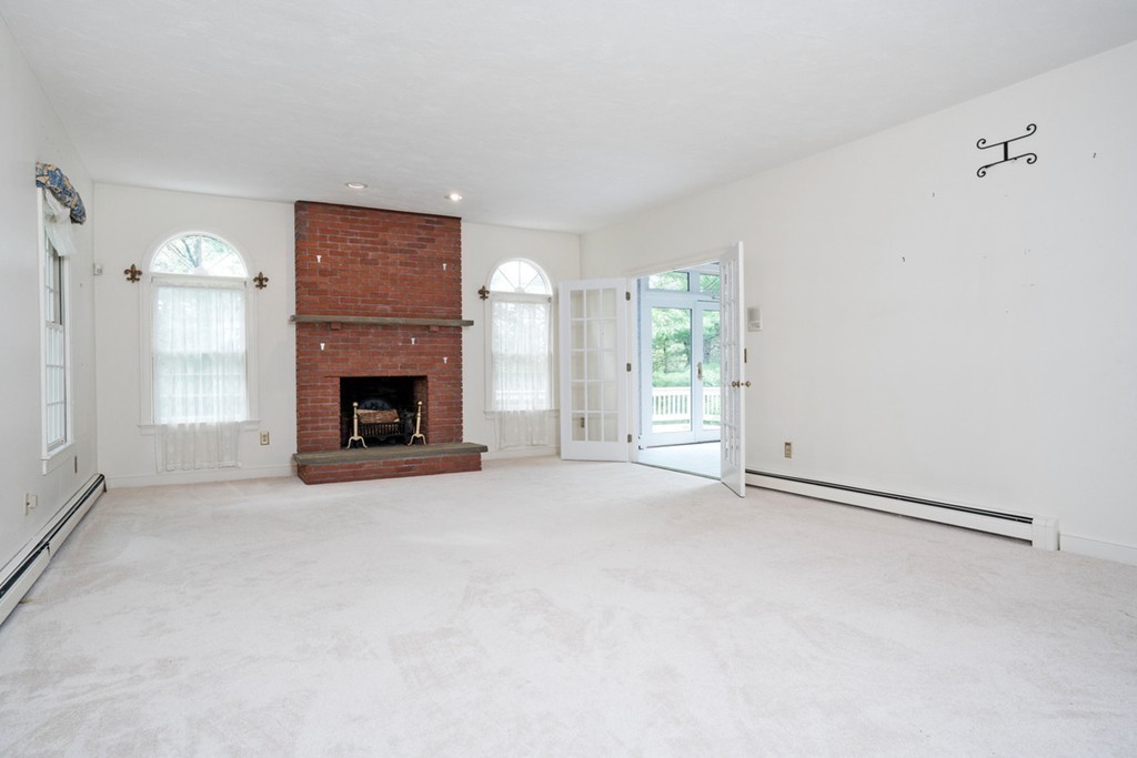 61 Fox Den Road Kingston, MA 02364 - Photo 9 of 28 Gallery Image 9