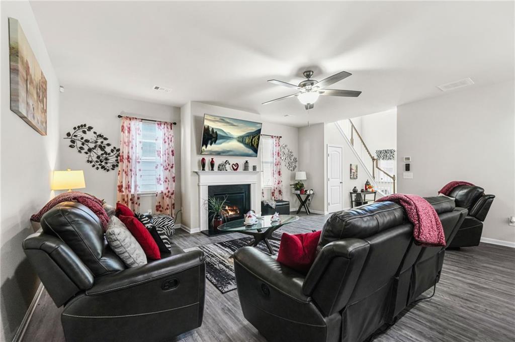 637 Sunflower Drive Canton, GA 30114 - Photo 12 of 53