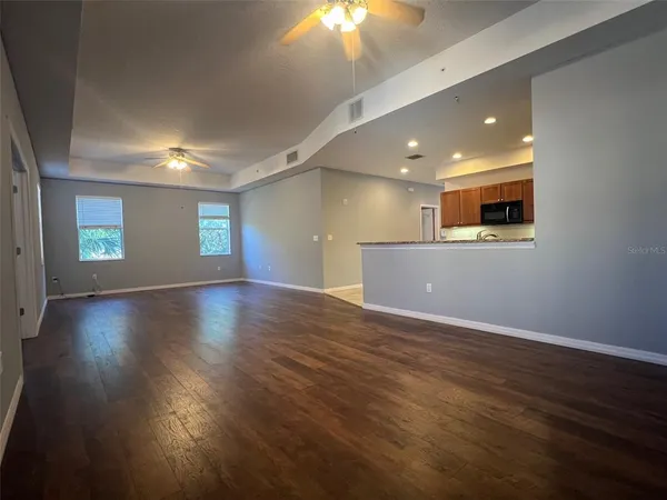 $2,500 | 642 Wells Court, Unit 201, Clearwater, FL 33756