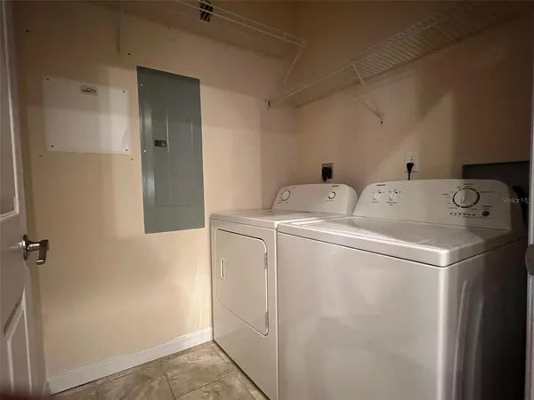 $2,500 | 642 Wells Court, Unit 201, Clearwater, FL 33756