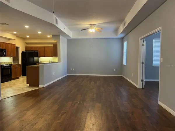 $2,500 | 642 Wells Court, Unit 201, Clearwater, FL 33756