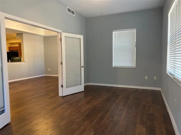 $2,500 | 642 Wells Court, Unit 201, Clearwater, FL 33756