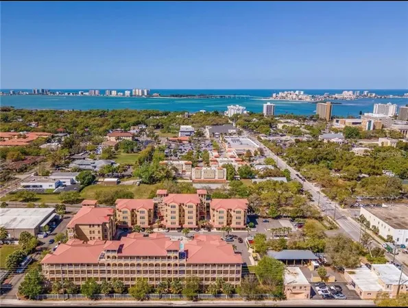 $2,500 | 642 Wells Court, Unit 201, Clearwater, FL 33756