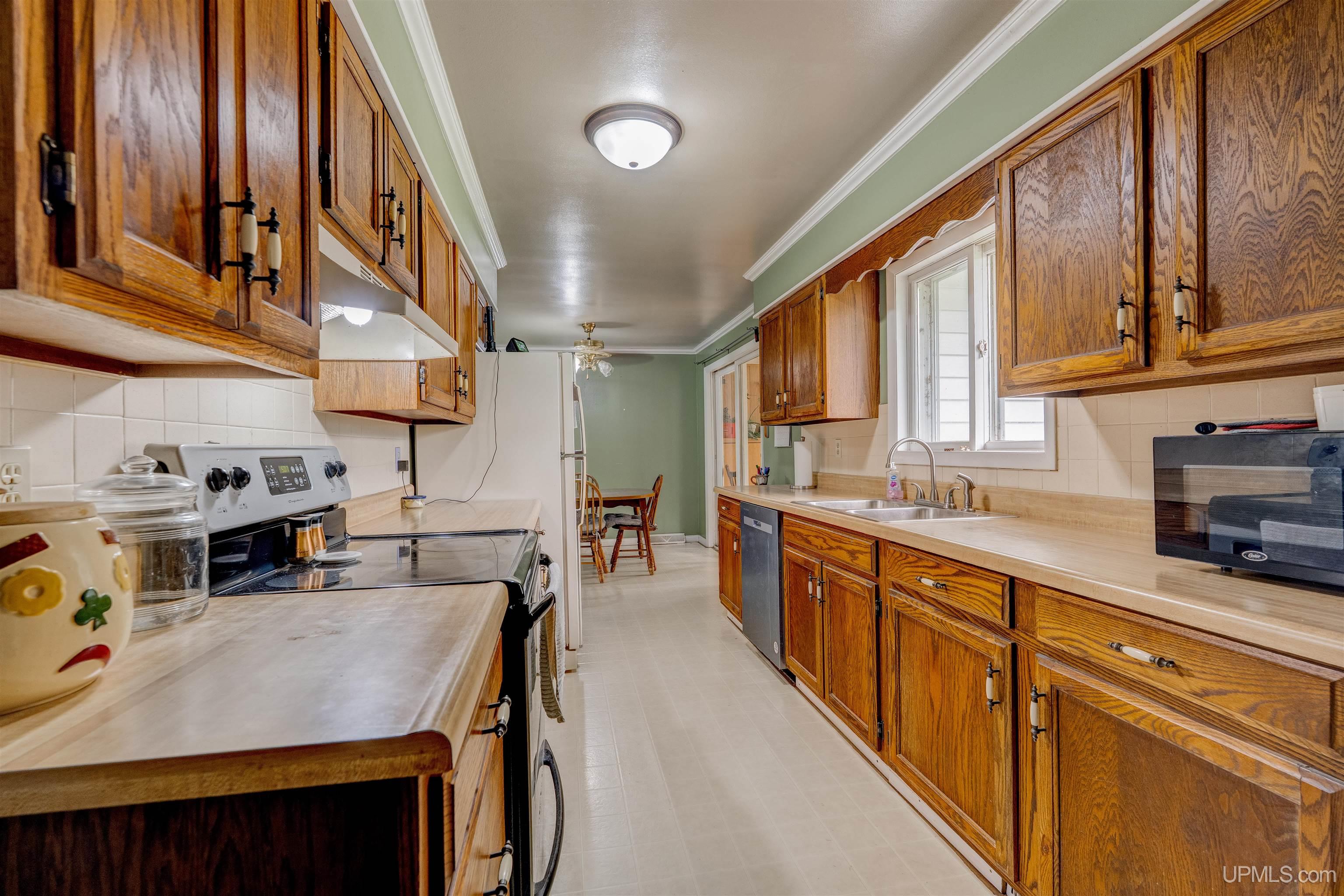 8071 Freeman Road Manistique, MI 49854 - Photo 11 of 43 Gallery Image 11