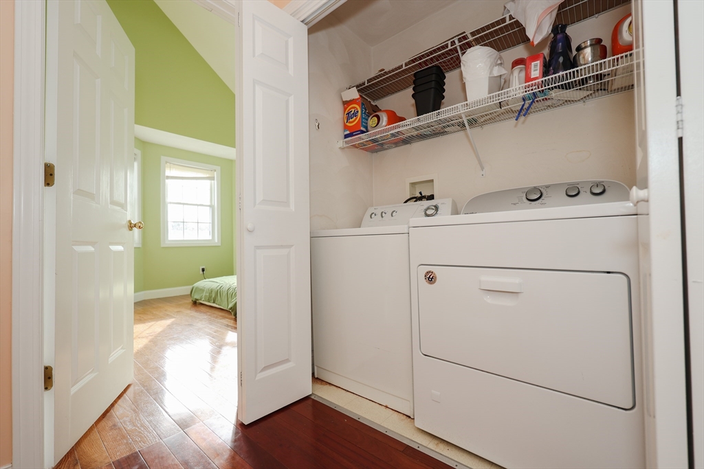 117 Manchester Street, Unit B Lowell, MA 01852 - Photo 5 of 15