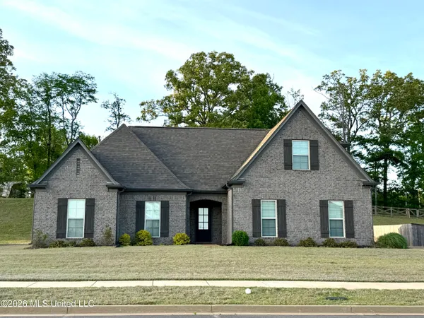 $365,000 | 668 Millers Way, Nesbit, MS 38651