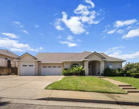 $675,000 | 558 Fair Hill Drive, Redding, CA 96003