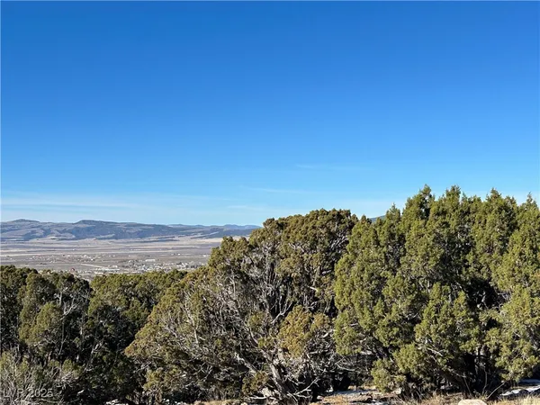 $325,000 | 1624 South Panorama Drive, Cedar City, UT 84720
