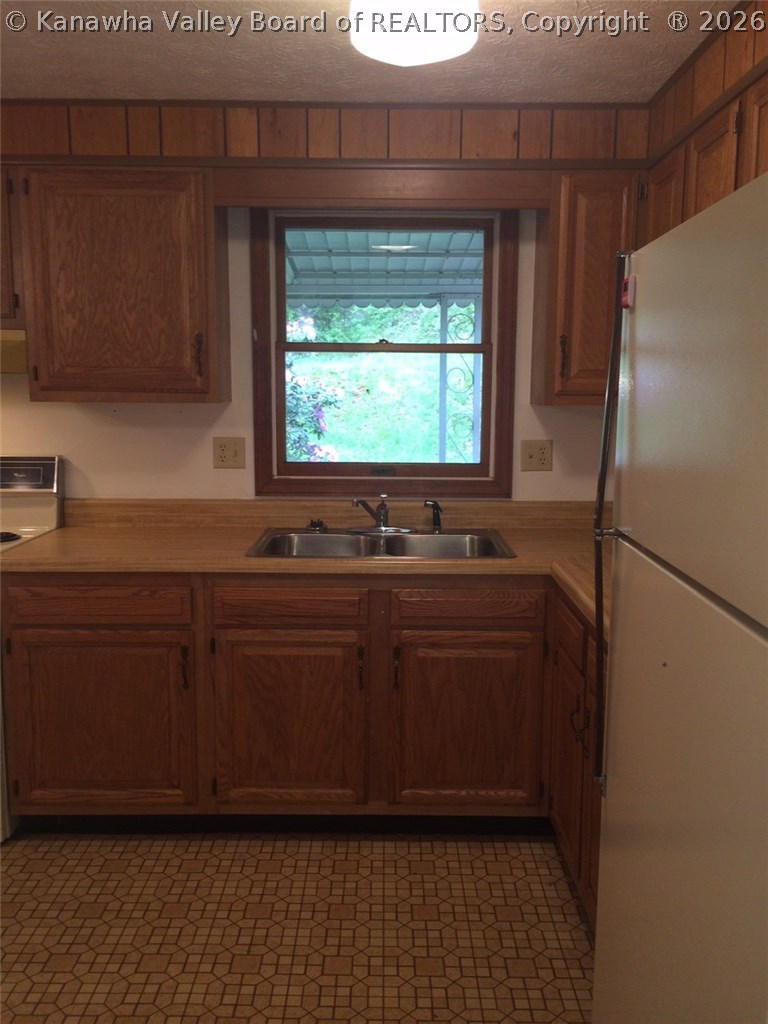 2268 New Hope Road Elkview, WV 25071 - Photo 8 of 23 Gallery Image 8