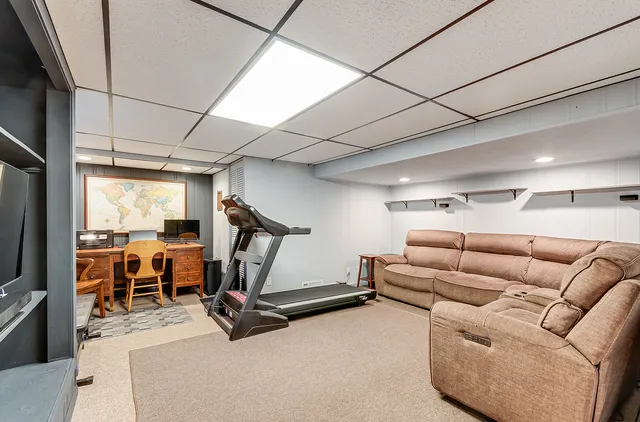 $315,000 | 409 Cornelia Street, Joliet, IL 60435