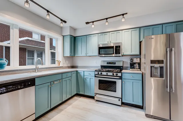 $315,000 | 409 Cornelia Street, Joliet, IL 60435