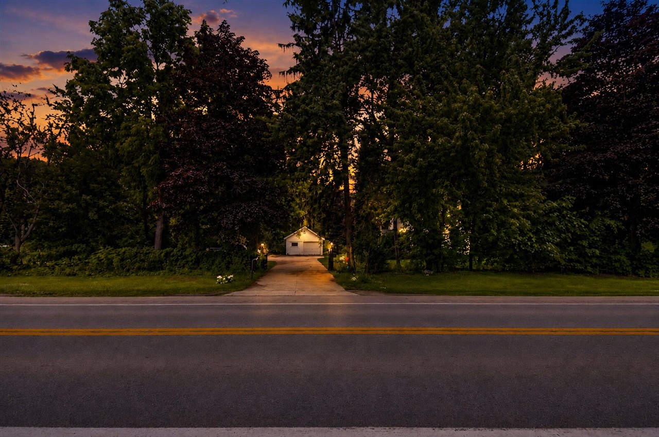 6109 Brooklyn Road Jackson, MI 49201 - Photo 1 of 25 Gallery Image 1