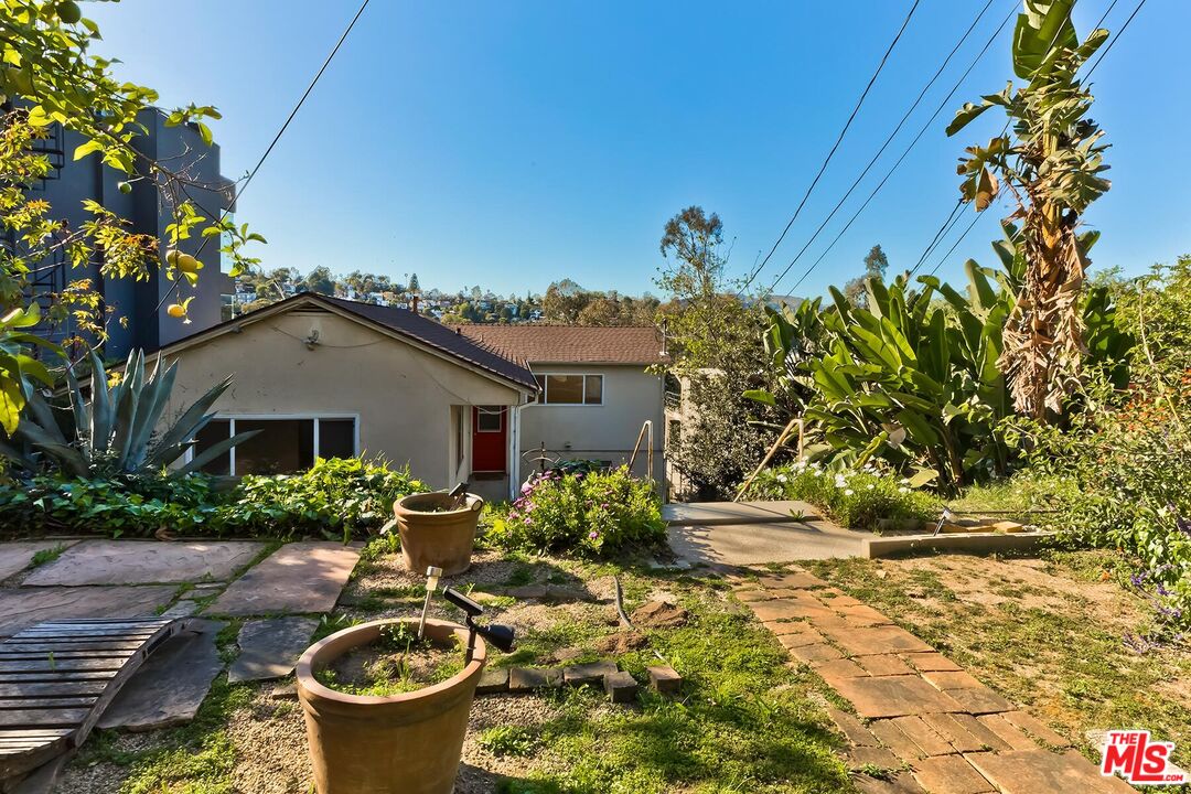 2106 Rockford Road Los Angeles, CA 90039 - Photo 20 of 66