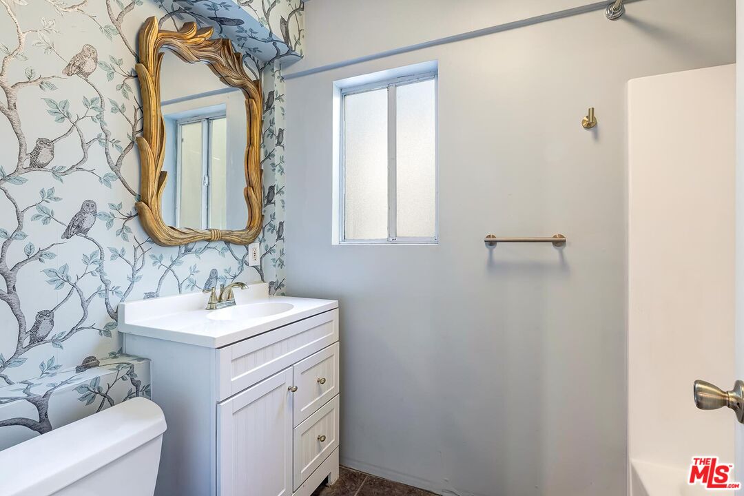 2106 Rockford Road Los Angeles, CA 90039 - Photo 47 of 66