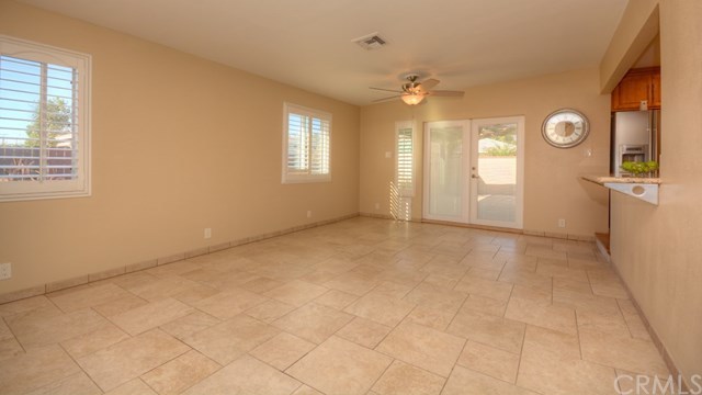 6327 Banner Court Riverside, CA 92504 - Photo 10 of 38
