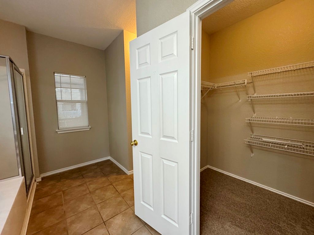 544 Hogan Kyle, TX 78640 - Photo 24 of 40 a view of a storage & utility room