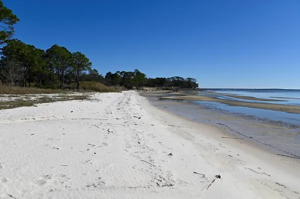 $399,000 | 19 South Bay Shore Drive, Eastpoint, FL 32328