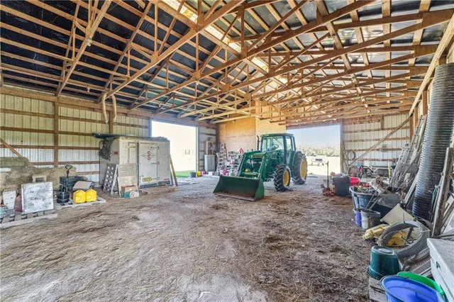 $975,000 | 29215 State Route West, Freeman, MO 64746