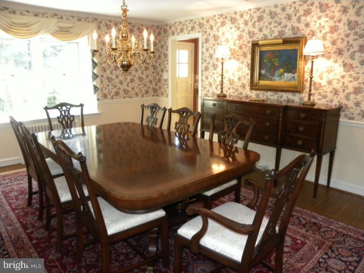 35 Wellesley Road Swarthmore, PA 19081 - Photo 6 of 20 Gallery Image 6