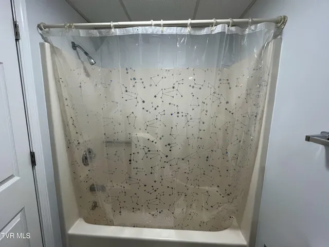 $349,900 | 102 Baskins Creek Bypass, Unit 209, Gatlinburg, TN 37738