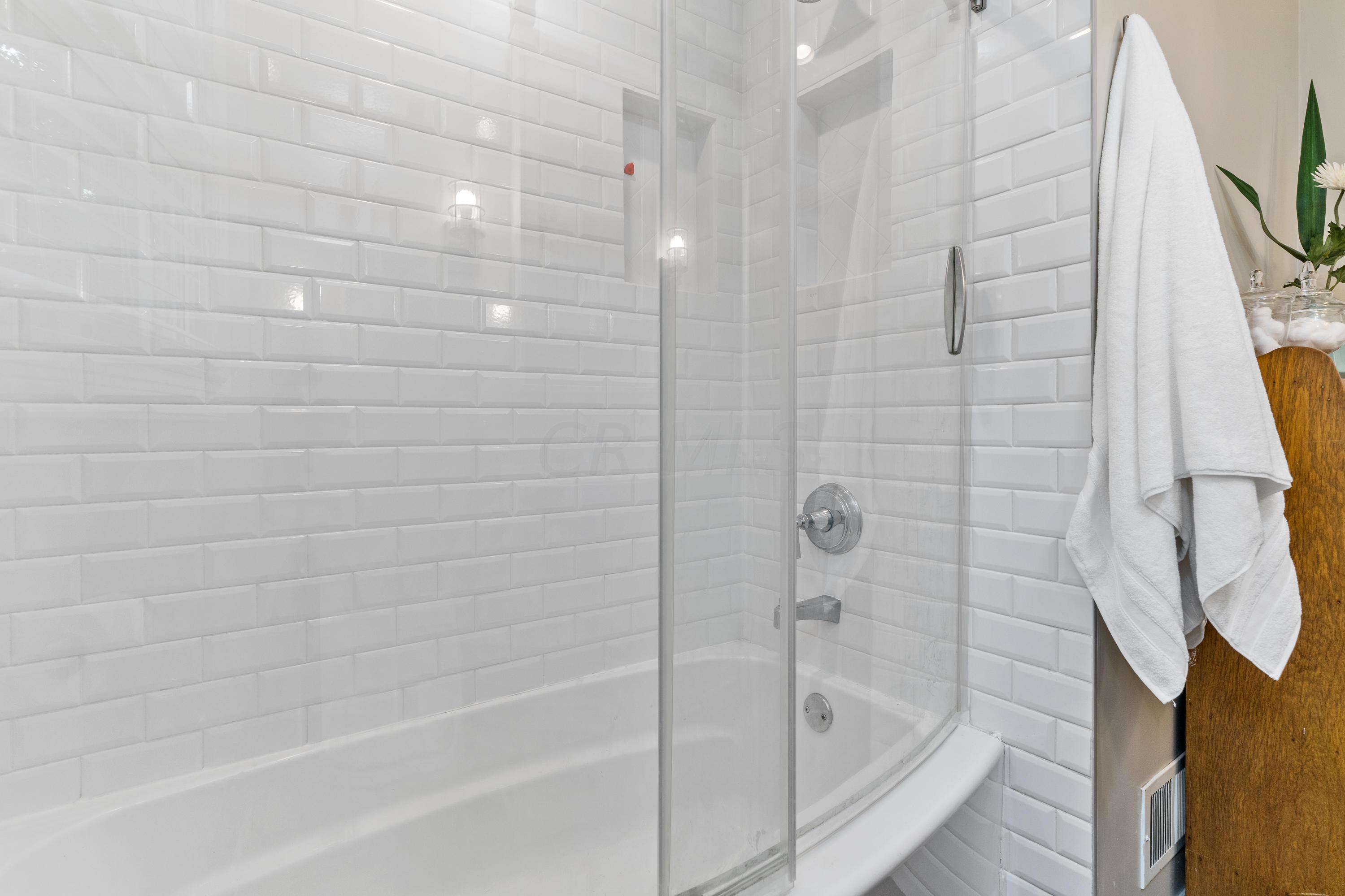 482 Acton Road Columbus, OH 43214 - Photo 18 of 30 Gallery Image 18