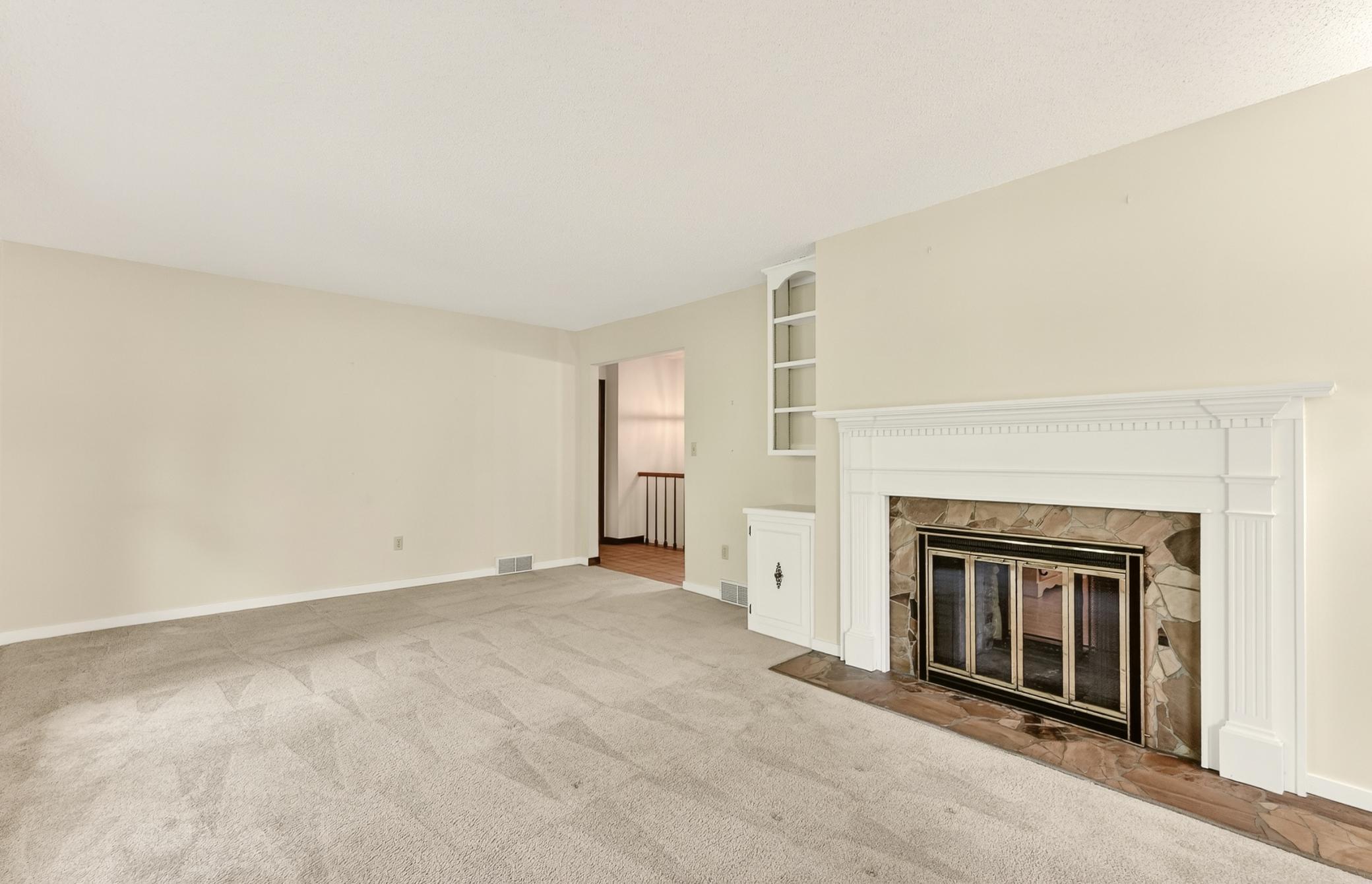 2117 Telemark Lane Northwest Rochester, MN 55901 - Photo 10 of 37