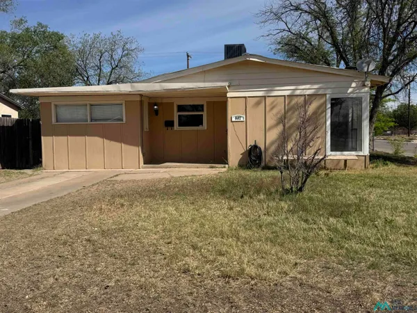 $172,000 | 902 West Runyan Avenue, Artesia, NM 88210
