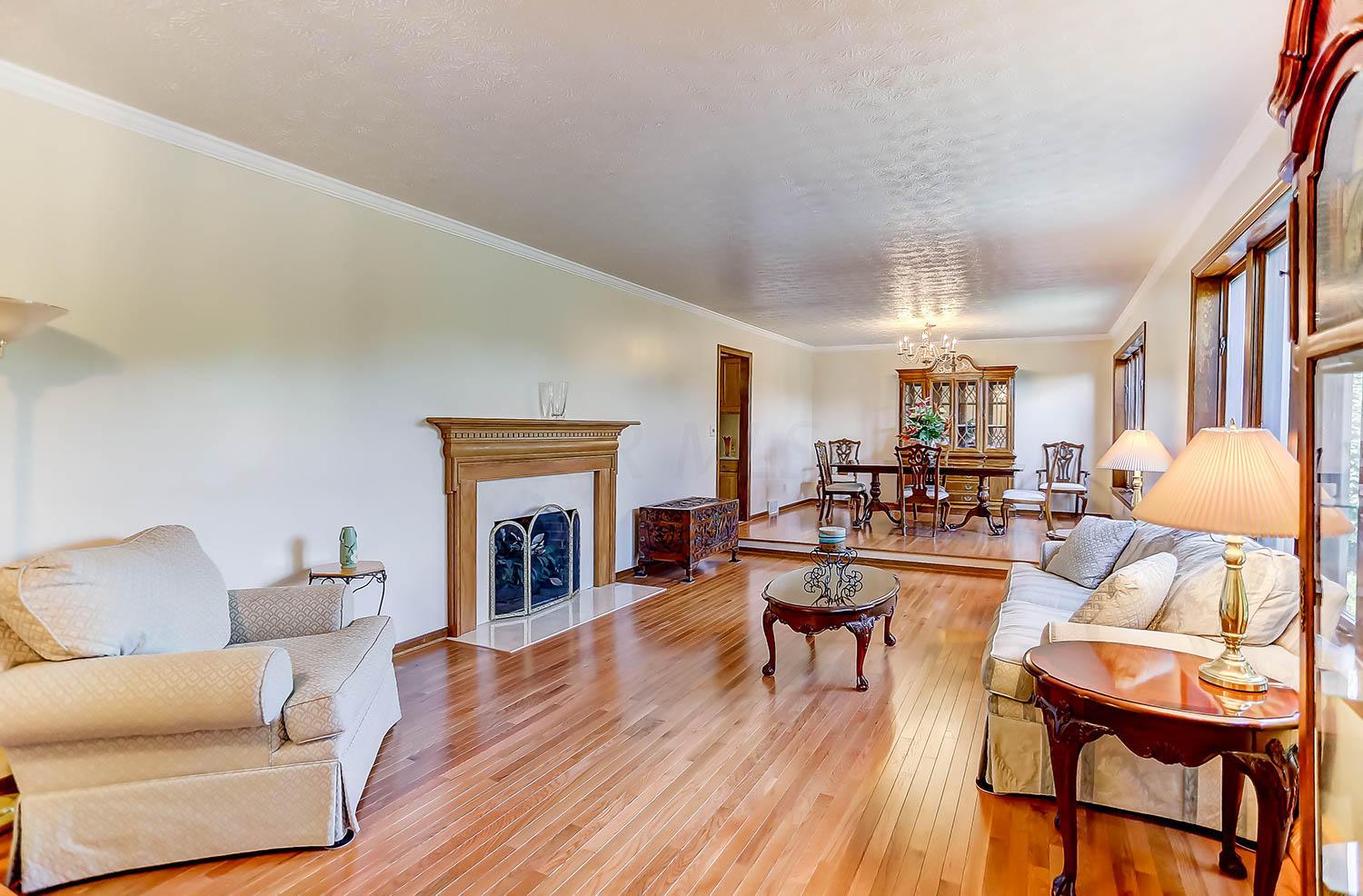 1233 Carriage Road Powell, OH 43065 - Photo 9 of 50 Gallery Image 9