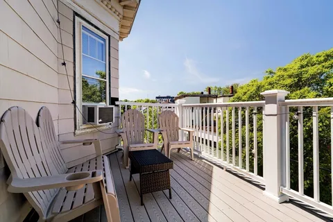 $1,398,000 | 95 Franklin Street, Boston, MA 02134