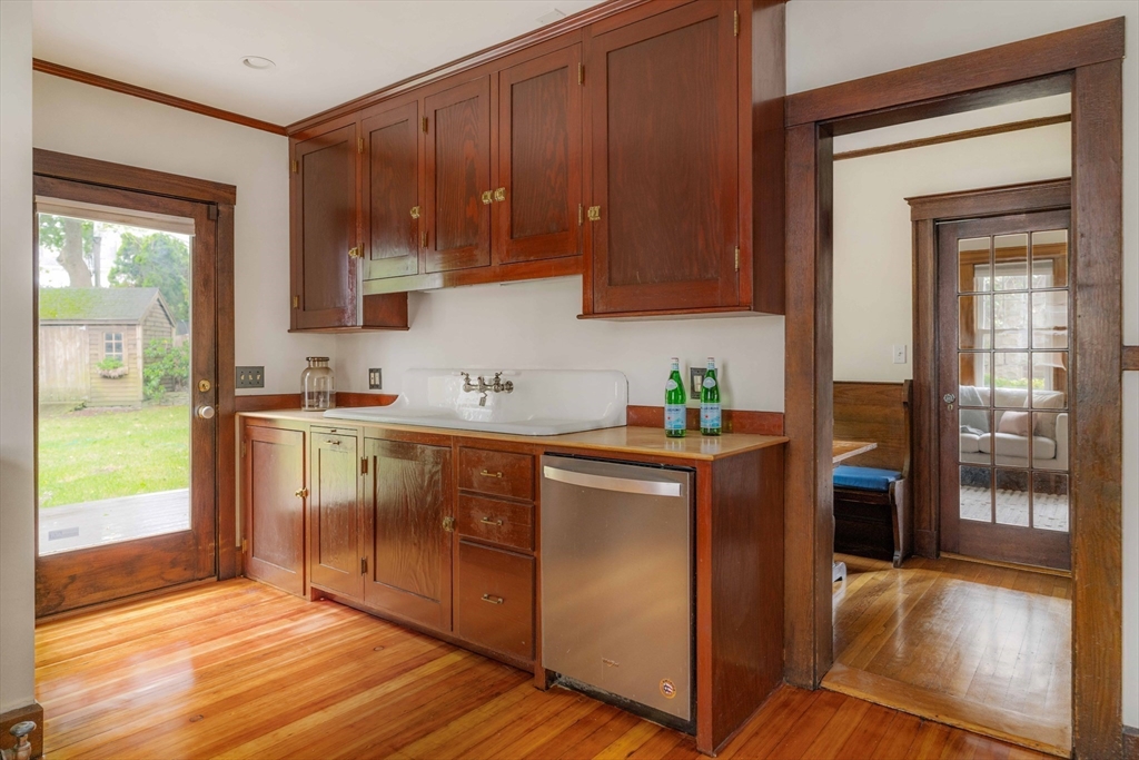 32 Castleton Street Boston, MA 02130 - Photo 12 of 38