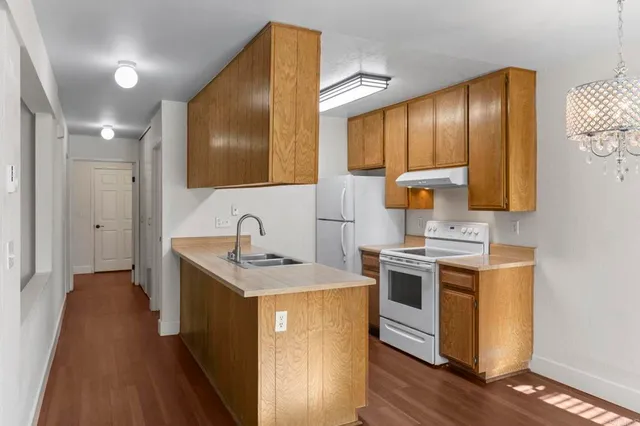 $875,000 | 13742 Ruette Le Parc, Unit C, Del Mar, CA 92014