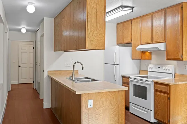 $875,000 | 13742 Ruette Le Parc, Unit C, Del Mar, CA 92014