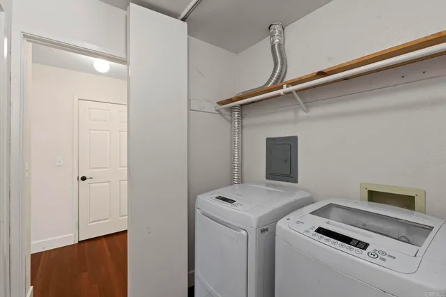 $875,000 | 13742 Ruette Le Parc, Unit C, Del Mar, CA 92014