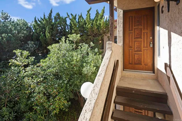 $875,000 | 13742 Ruette Le Parc, Unit C, Del Mar, CA 92014