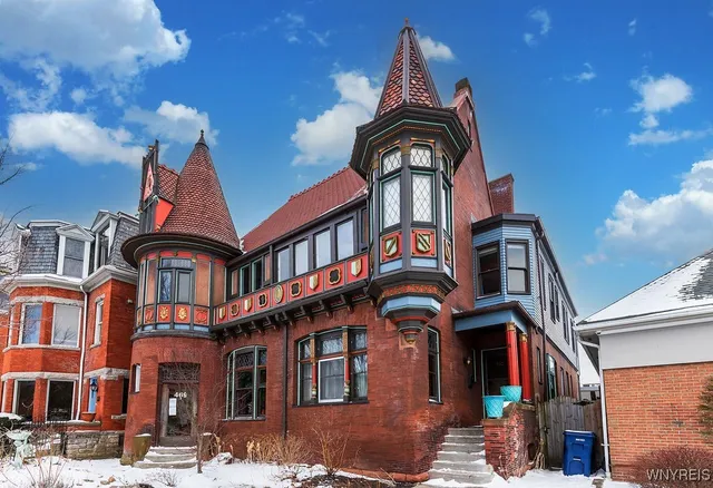 $749,000 | 467 Virginia Street, Buffalo, NY 14202