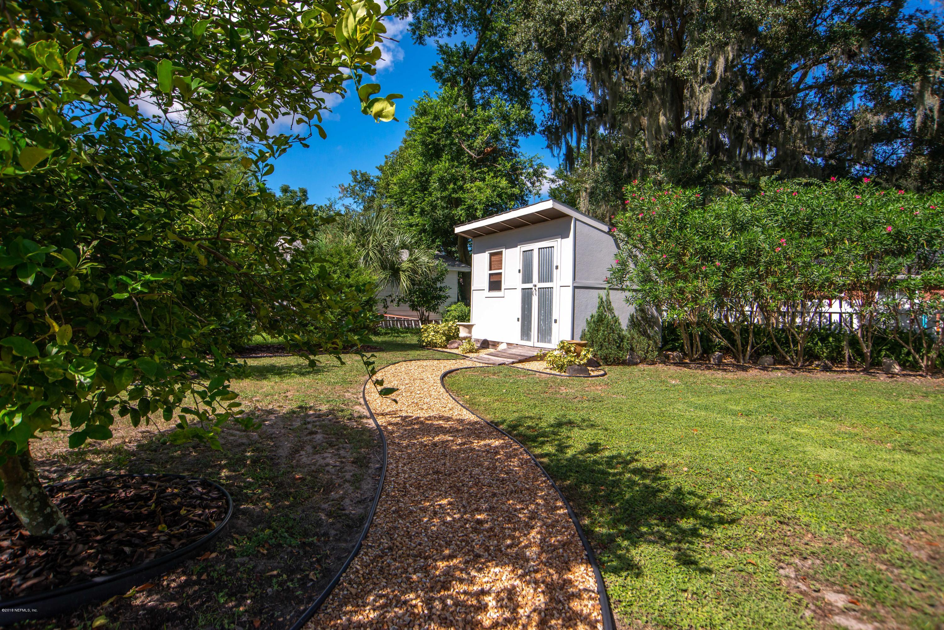 1429 Mayfair Road Jacksonville, FL 32207 - Photo 35 of 35 a view of backyard of house with green space