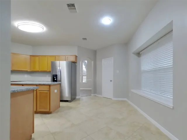 $2,399 | 3014 Rolling Fog Drive, Friendswood, TX 77546