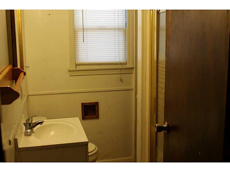1647 North Riley Avenue Indianapolis, IN 46218 - Photo 6 of 8 Gallery Image 6