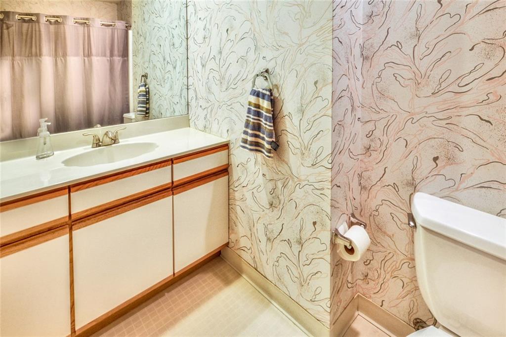 105 Fall Run Road Forest Hills, PA 15221 - Photo 20 of 24 2nd full bathroom upstairs