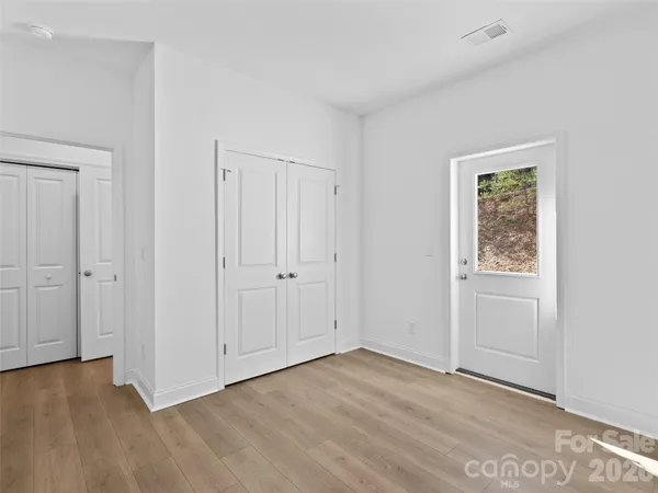 $349,900 | 184 Cherry Spgs Lane, Unit 1B, Asheville, NC 28804