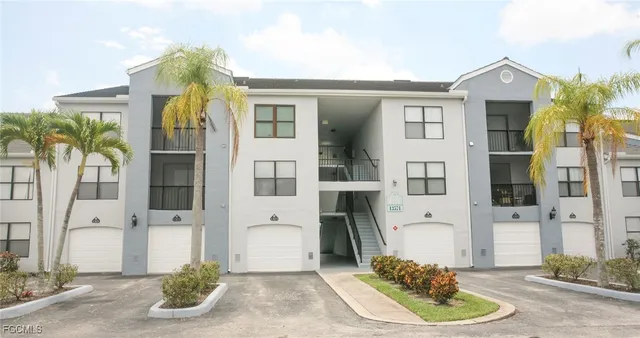 $1,399 | 13571 Eagle Ridge Drive, Unit 1334, Fort Myers, FL 33912