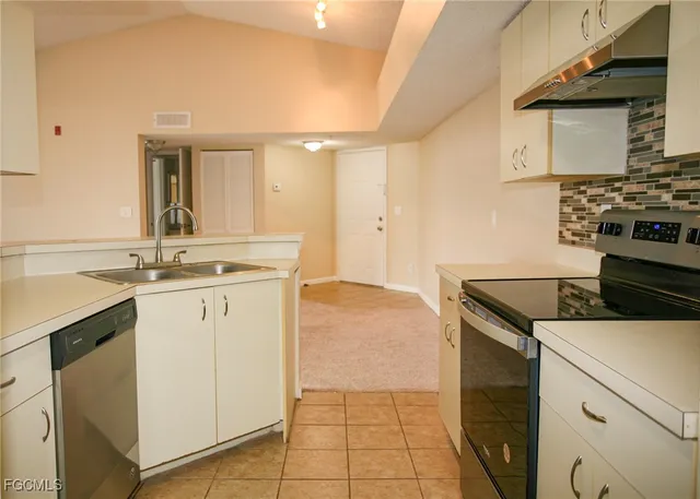$1,399 | 13571 Eagle Ridge Drive, Unit 1334, Fort Myers, FL 33912
