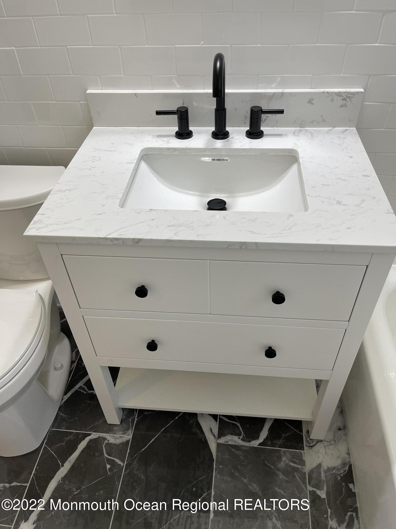 440 Cross Road, Unit C4 Matawan, NJ 07747 - Photo 20 of 24 New Vanity