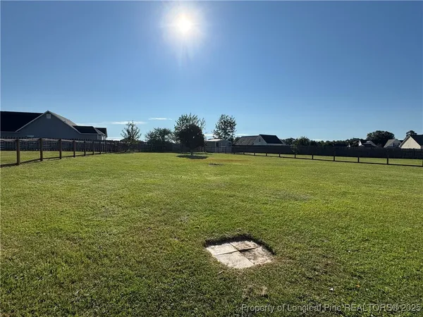 $1,890 | 245 Wood Valley Lane, Raeford, NC 28376