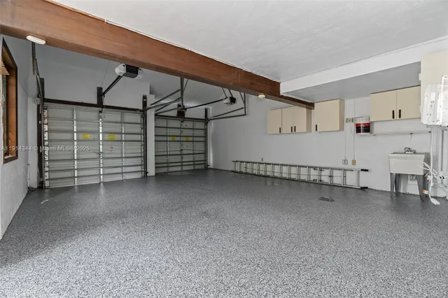 $2,360,000 | 20215 West Oak Haven Circle, Miami, FL 33179