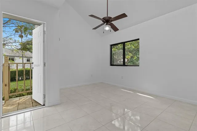 $2,360,000 | 20215 West Oak Haven Circle, Miami, FL 33179