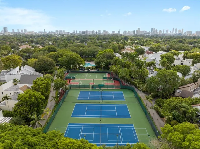 $2,360,000 | 20215 West Oak Haven Circle, Miami, FL 33179